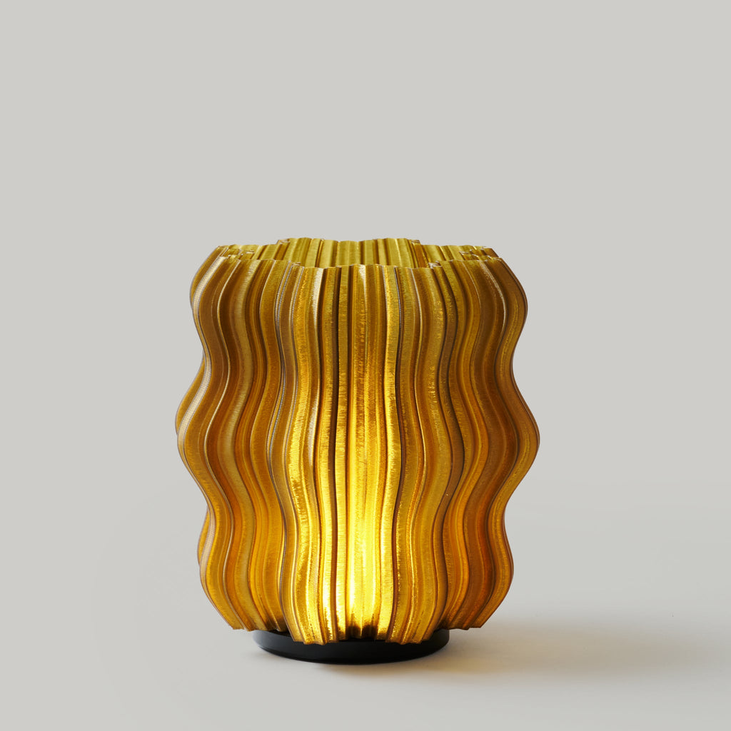 Cordless Mini Wavy Lamp in olive green